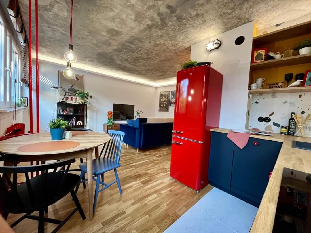 Modern Retro Apart ~ 800M Main Square Вроцлав Экстерьер фото